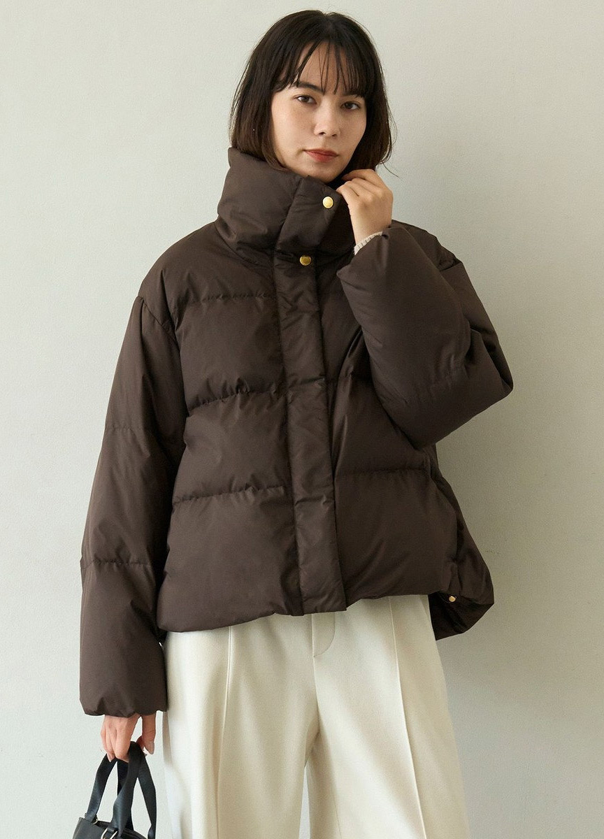 短版立領羽絨外套